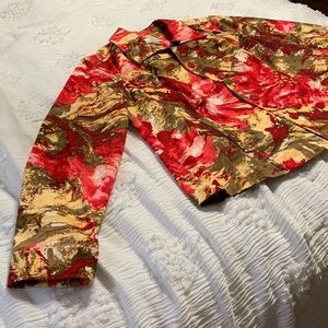 Like New. Stretch, Christopher banks, size large.